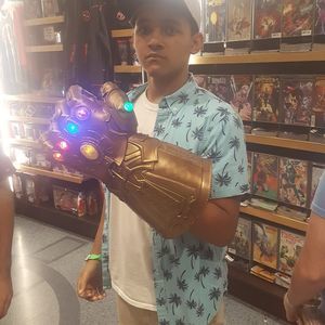 Meet your Posher, Sidney